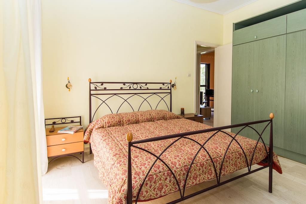 Dinos Hotel Zakynthos Town Exterior photo